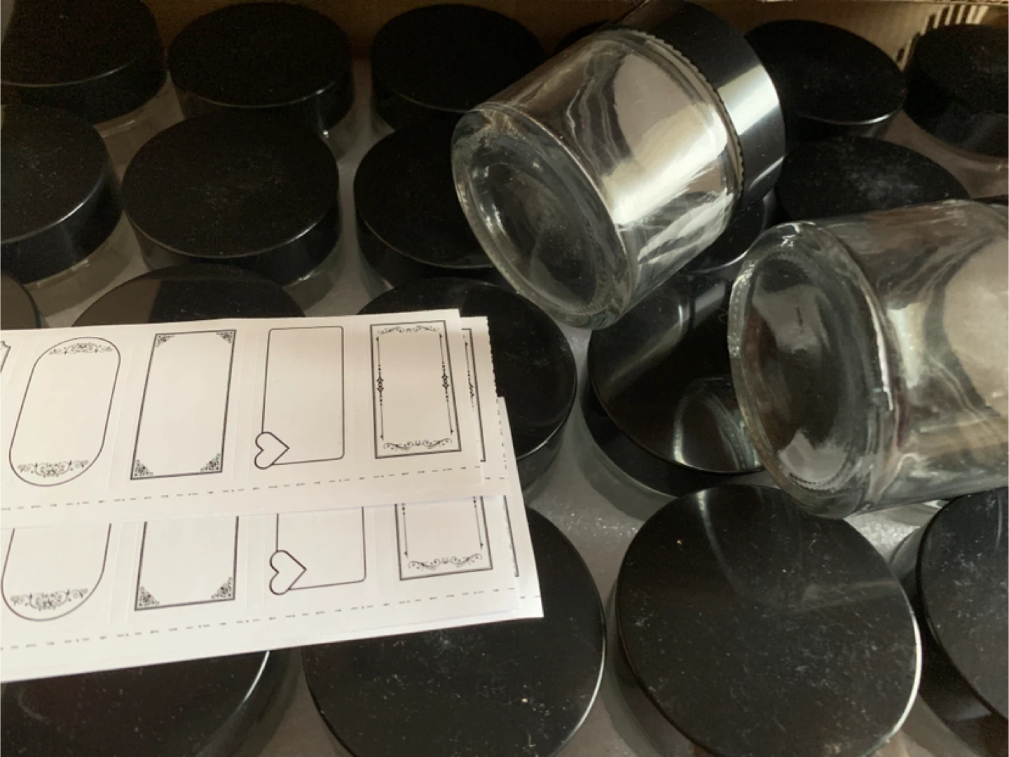 Small Glass Jars with Black Lids and Labels - photo 2