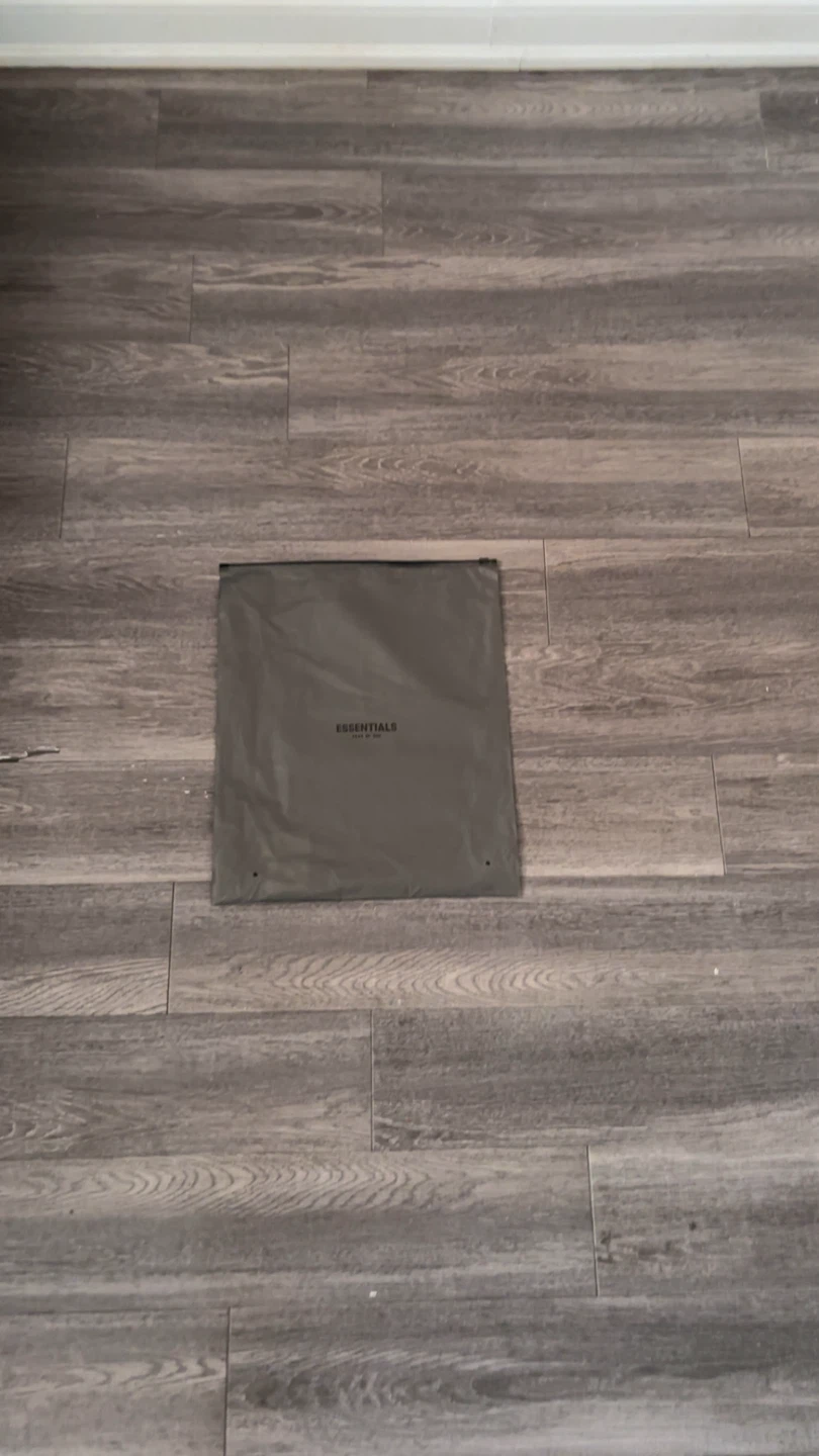 Essentials black stretch lim - photo 3