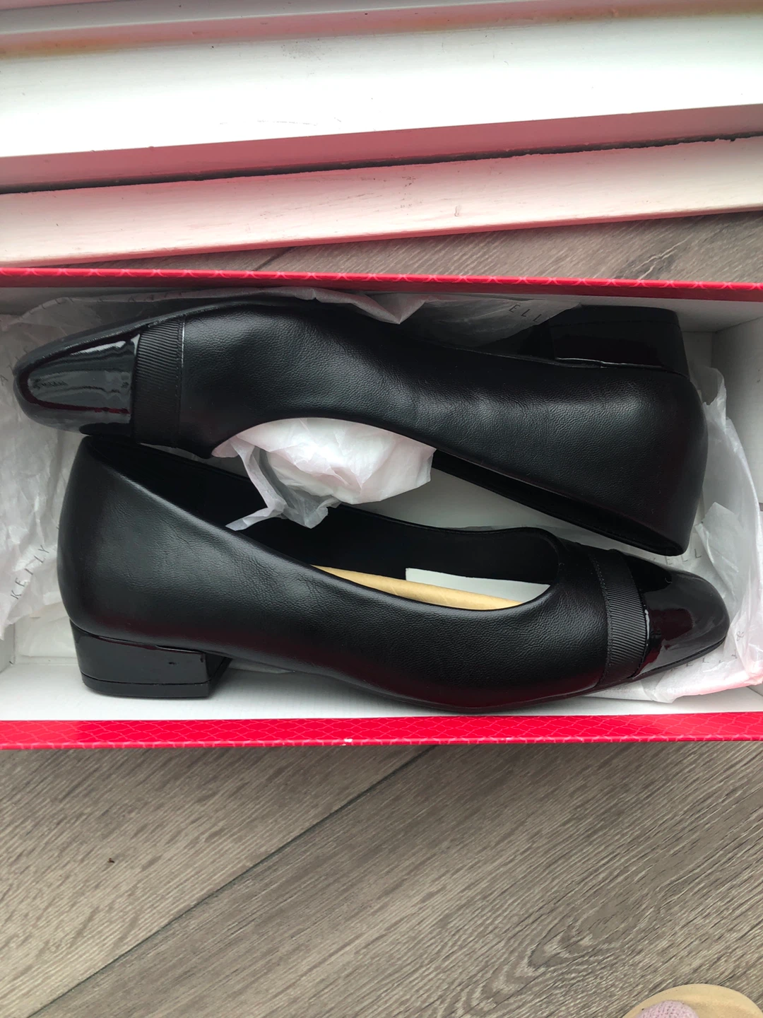 Kelly & Katie Black Ballet Flats - Size 36 🥕 - photo 2