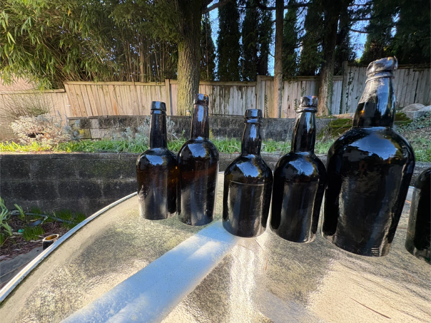 Assorted Vintage 1850s BLACK Glass PIRATE Bottles - photo 4