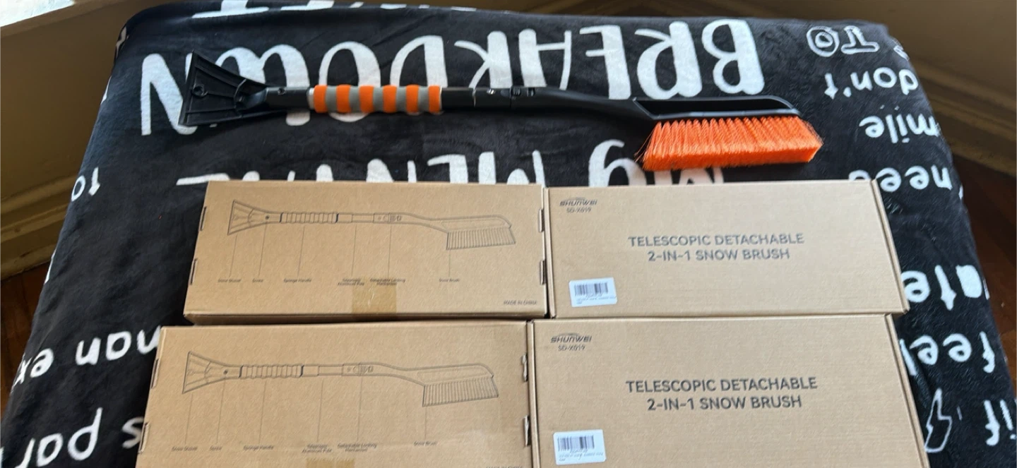 Shunwei Telescopic Detachable 2-in-1 Snow Brush