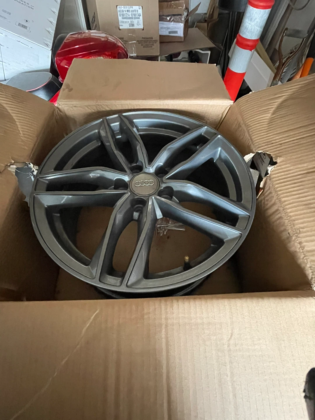 Audi Alloy Wheel 17” x 8”. 5x112mm bolt pattern - photo 3
