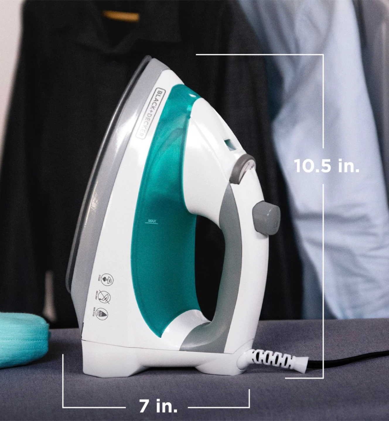 BLACK+DECKER Compact Steam Iron - photo 2
