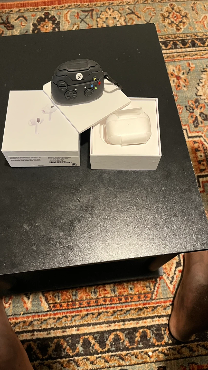Apple AirPods Pro (2nd Generation) with MagSafe Charging Case