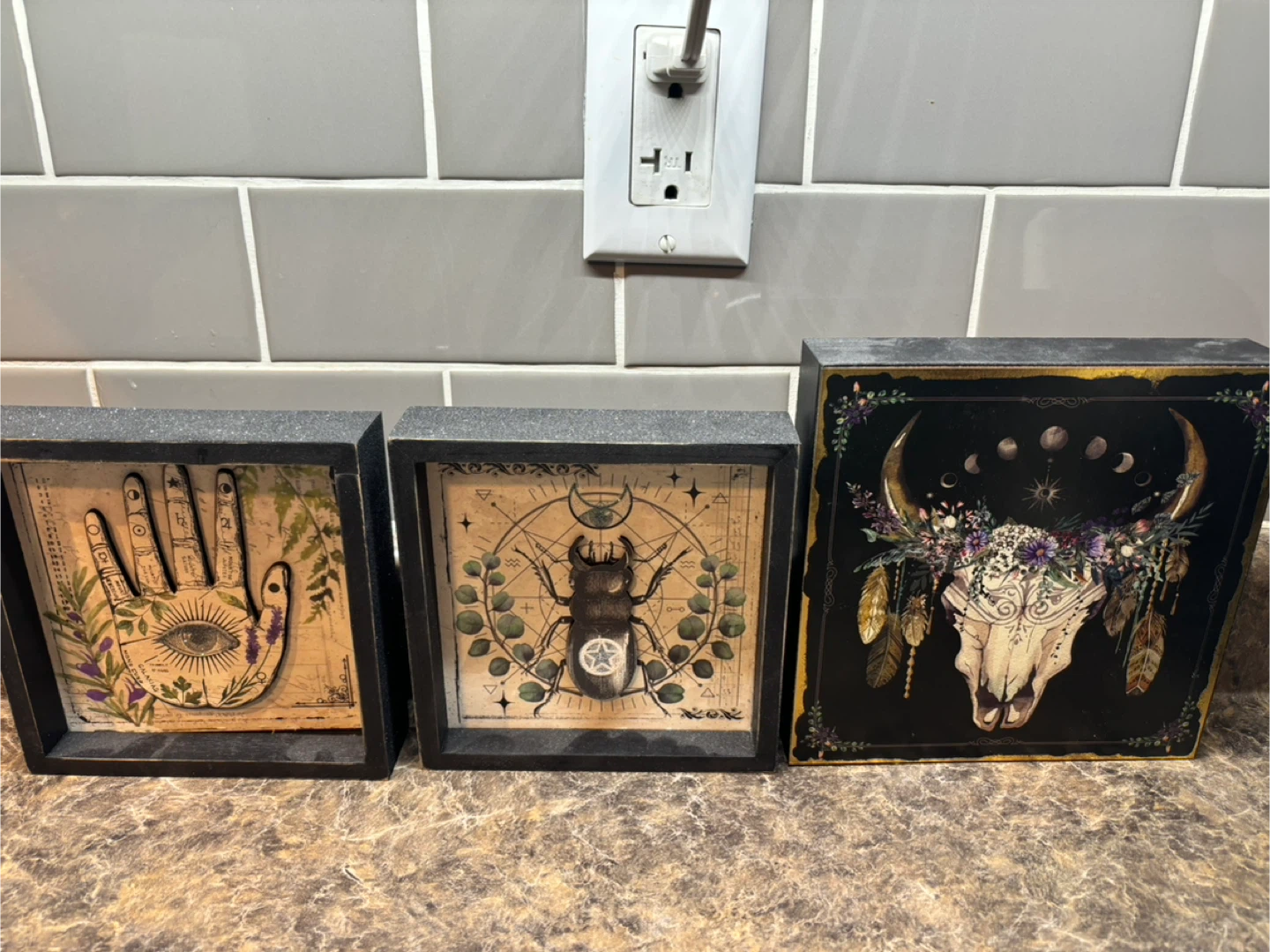 Assorted Spiritual & Boho Decor Items - photo 4