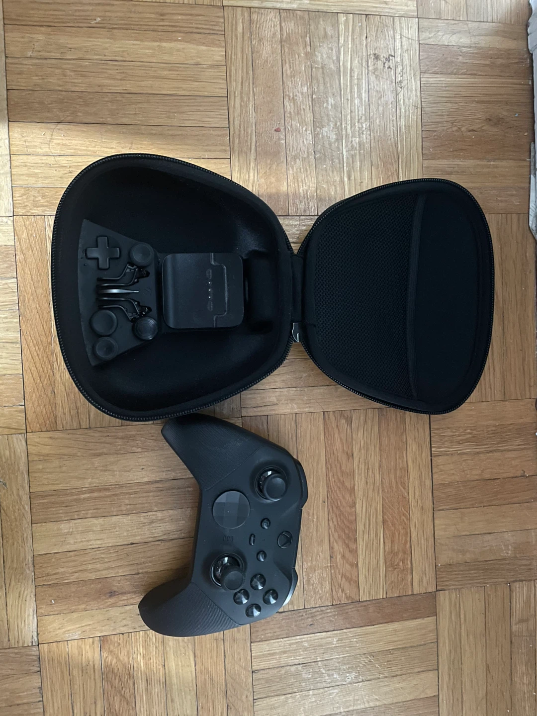 Xbox Elite Wireless Controller Series 2 with Case - photo 2
