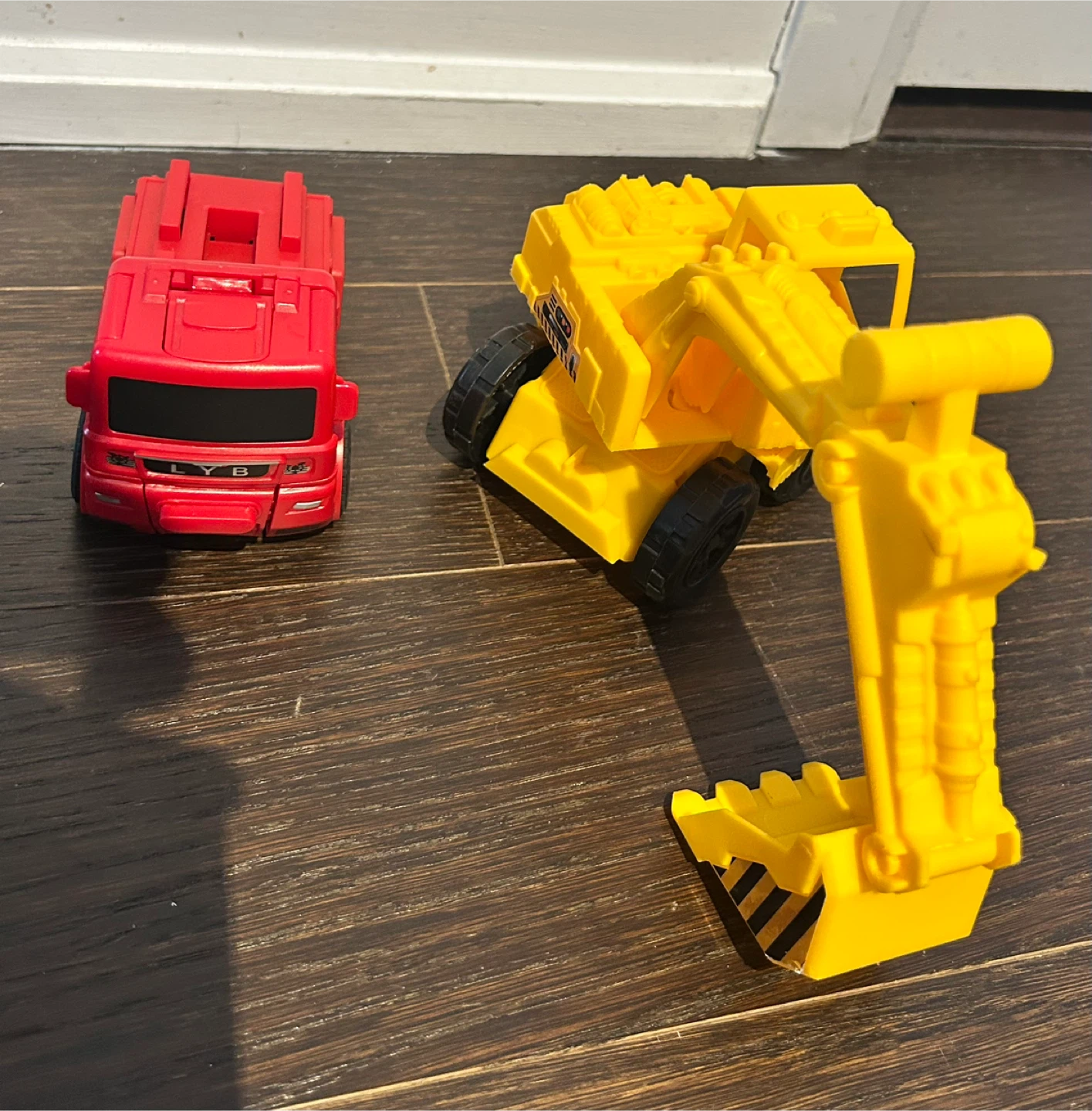 Robot Toy & Digger