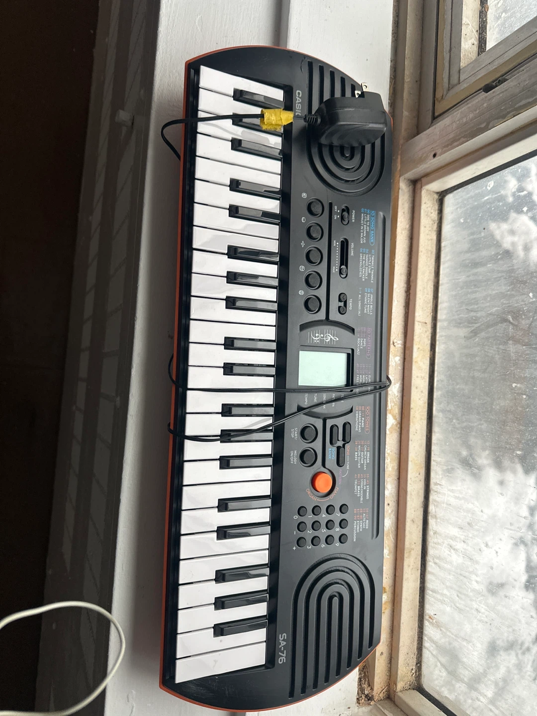 Casio SA-76 Electronic Keyboard