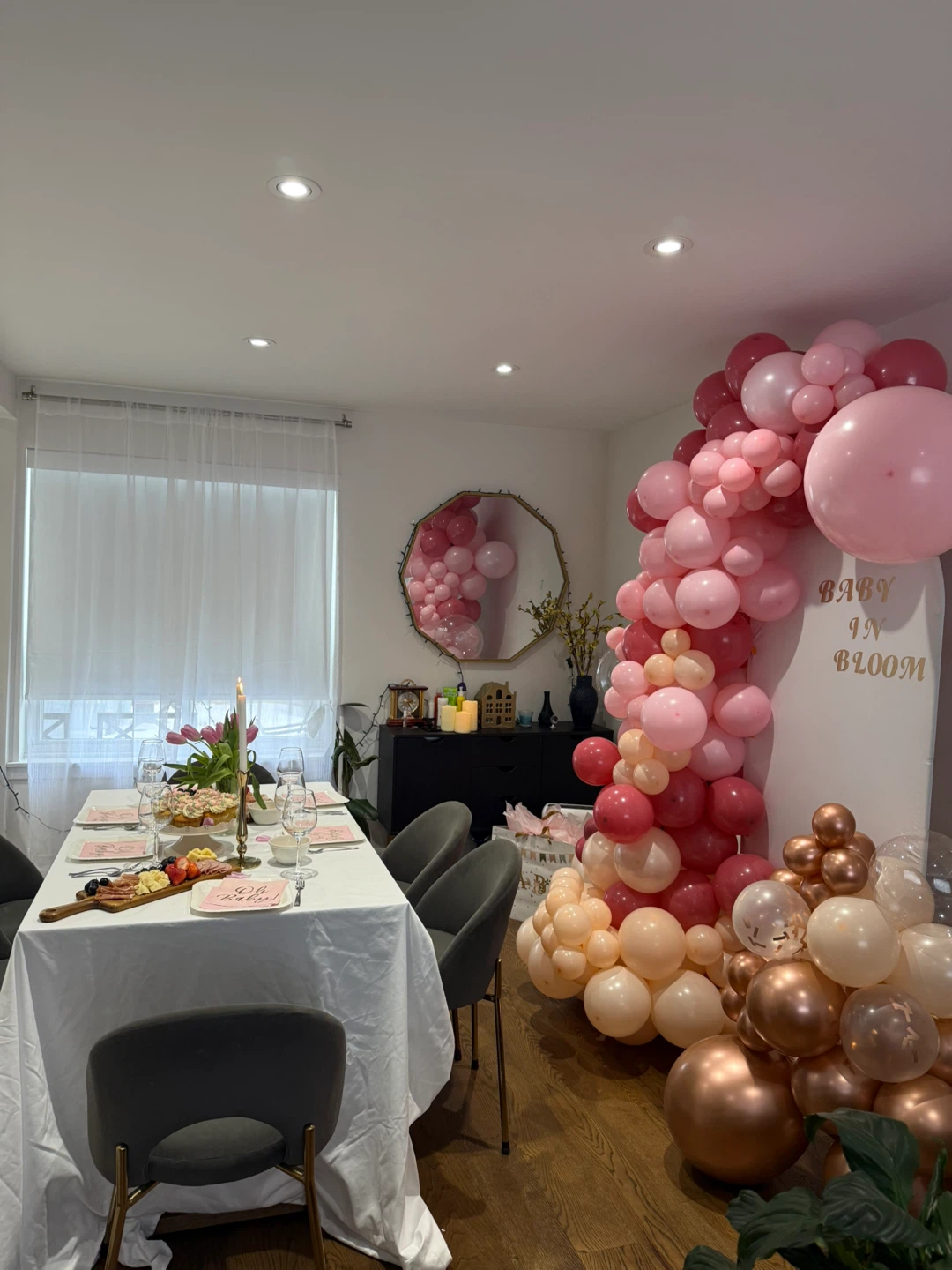 Baby in Bloom Balloon Arch and Decor - photo 4