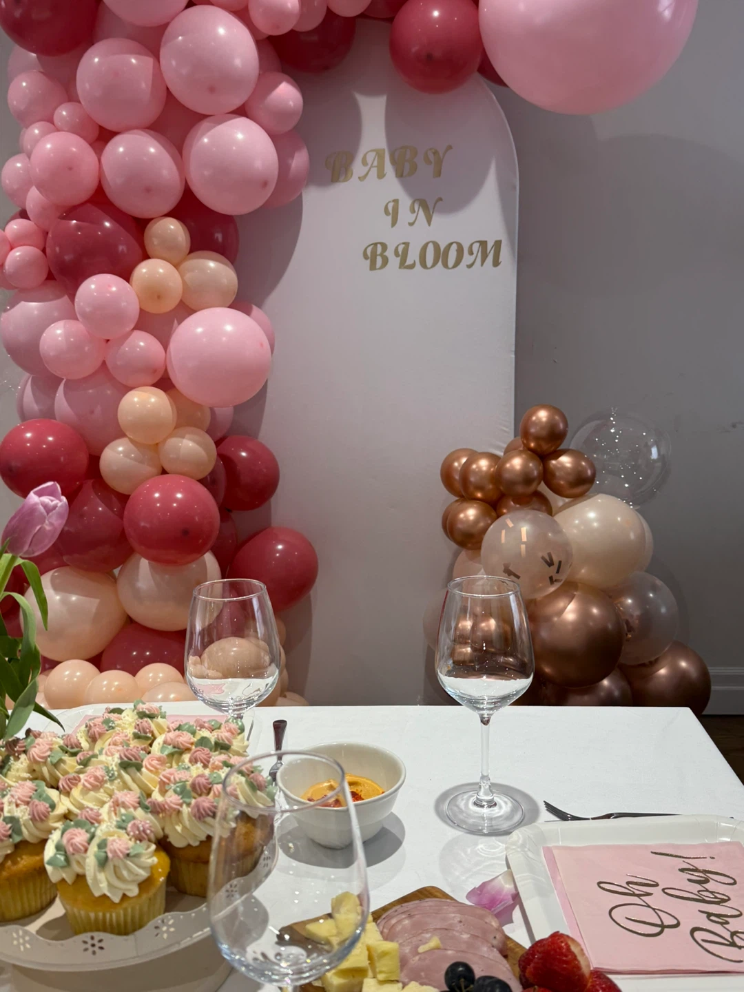 Baby in Bloom Balloon Arch and Decor - photo 5