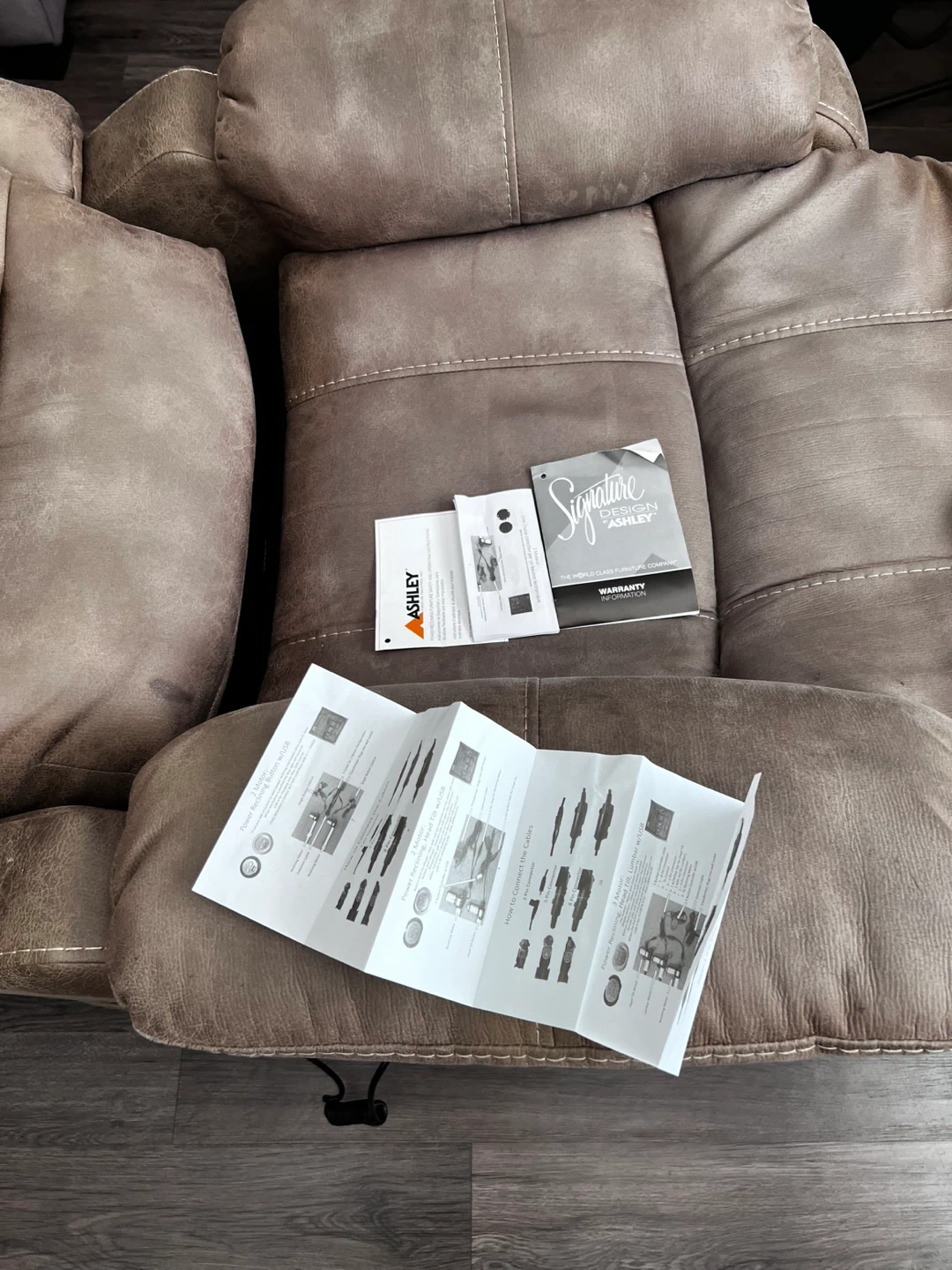 Ashley Recliner Chair - photo 4