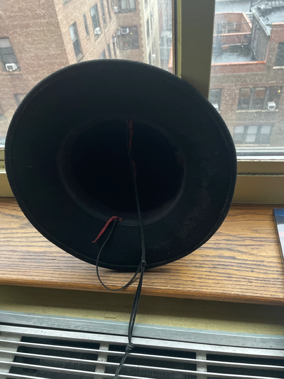 ❄️  wintee declutter Black Felt Fedora Hat with Red Band - photo 2