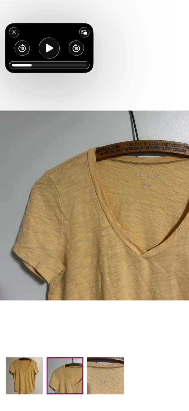 American Eagle Yellow V-Neck T-Shirt - photo 2