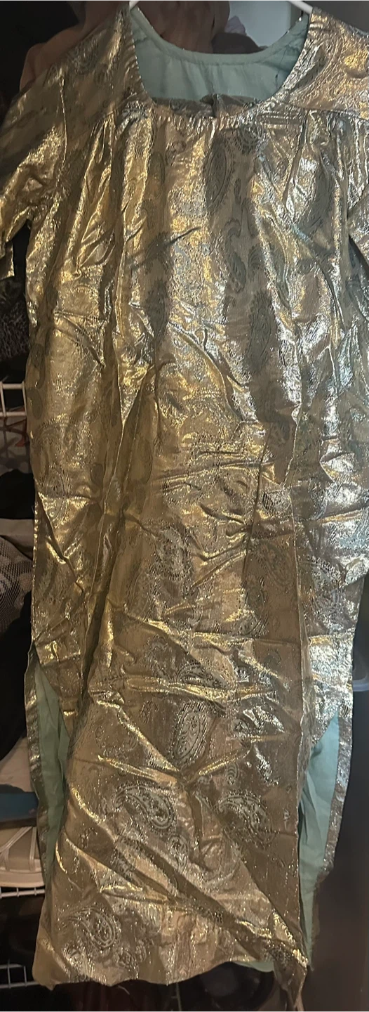 Gold Paisley Print Kurta and Pants Set