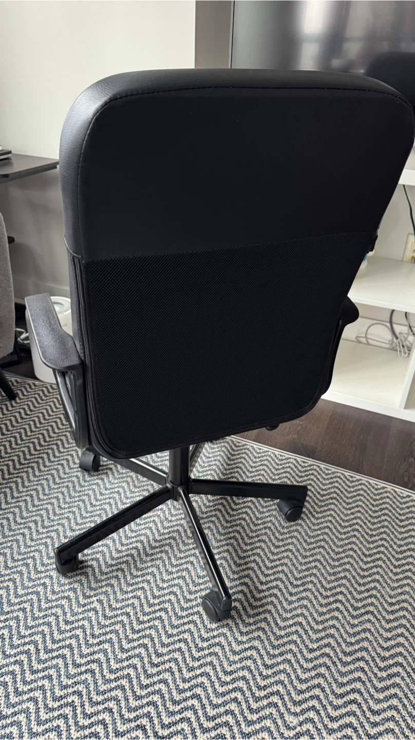 (Moving sale) Black Office Chair - ikea RENBERGET Swivel chair - photo 2