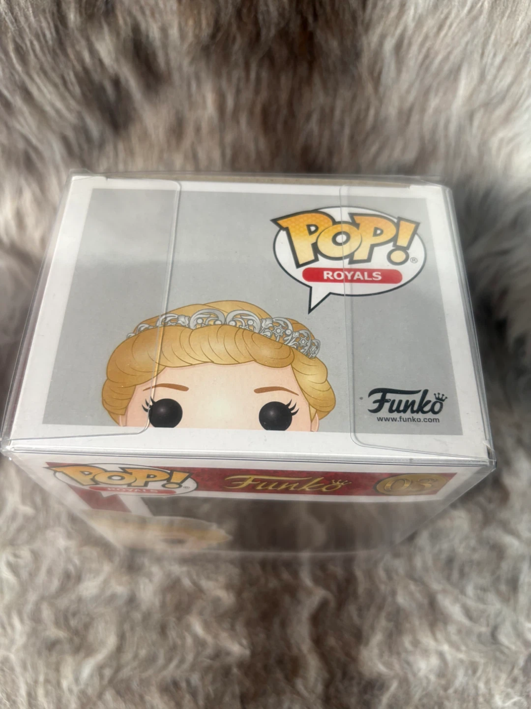 Funko Pop! Royals Diana, Princess of Wales Vinyl Figure #03 - photo 2