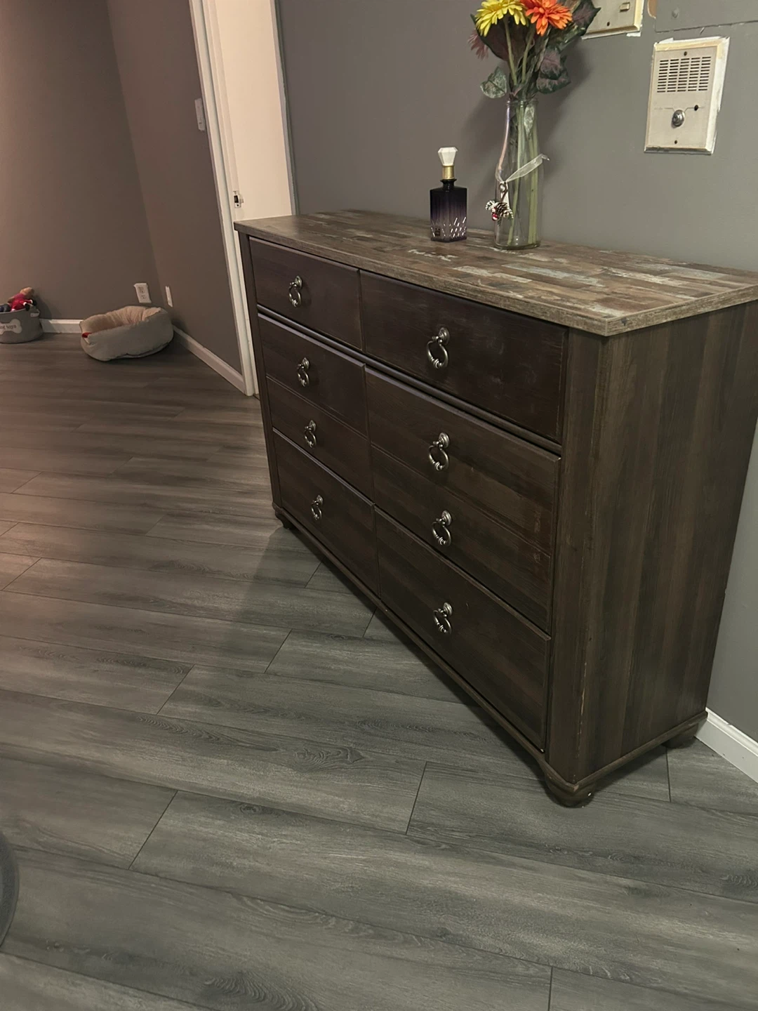 Ashley store - Rustic Wood Dresser with 6 Drawers PICK UP ONLY - photo 4