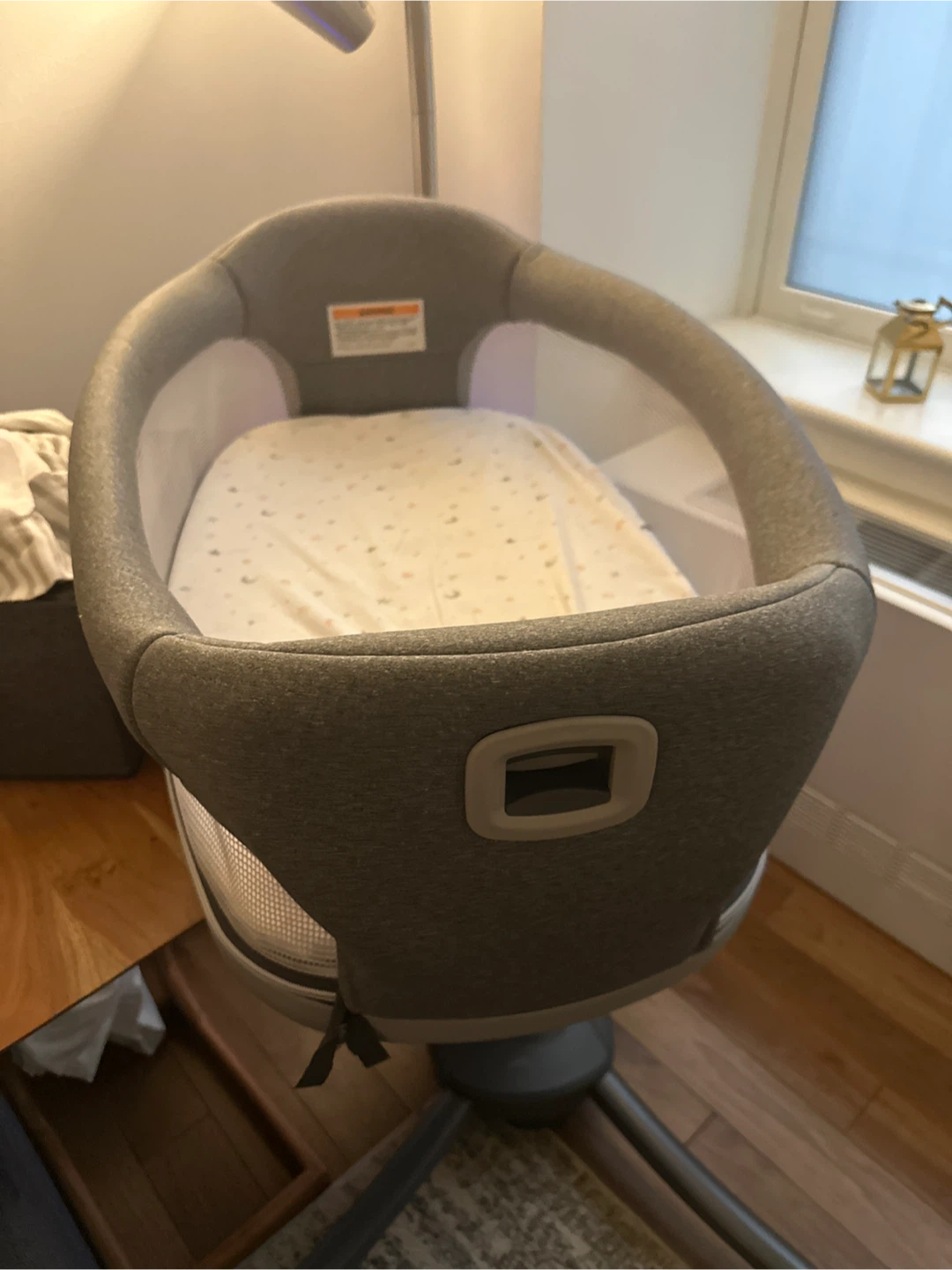 Chicco next to me bassinet