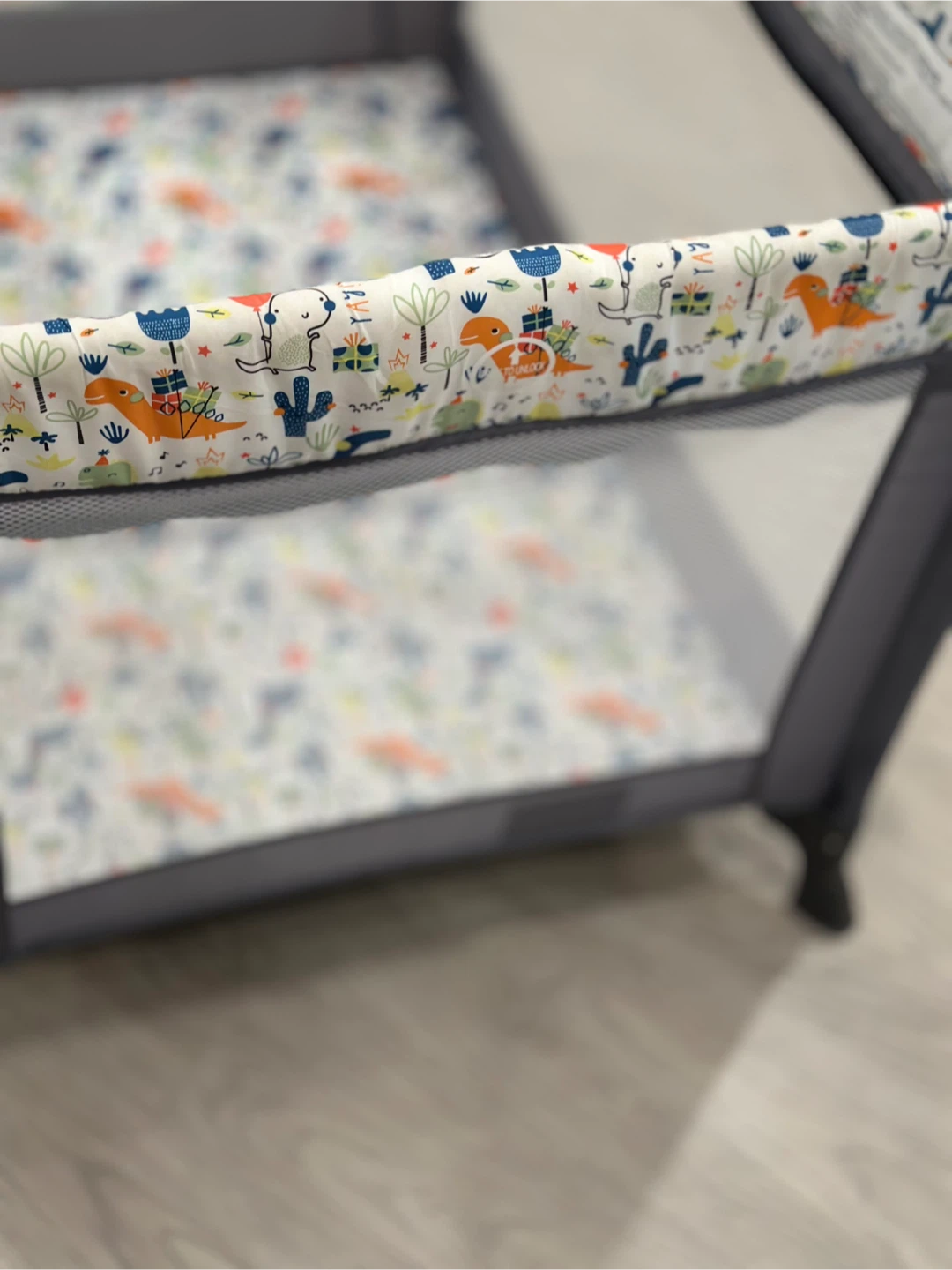 LIVING basics Playpen - Dinosaur Print