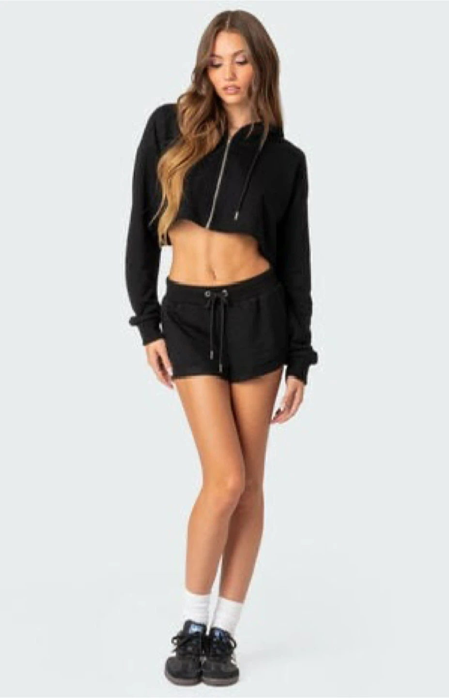 Edikted FOMO Cropped Hoodie & Shorts Set Size S - photo 2