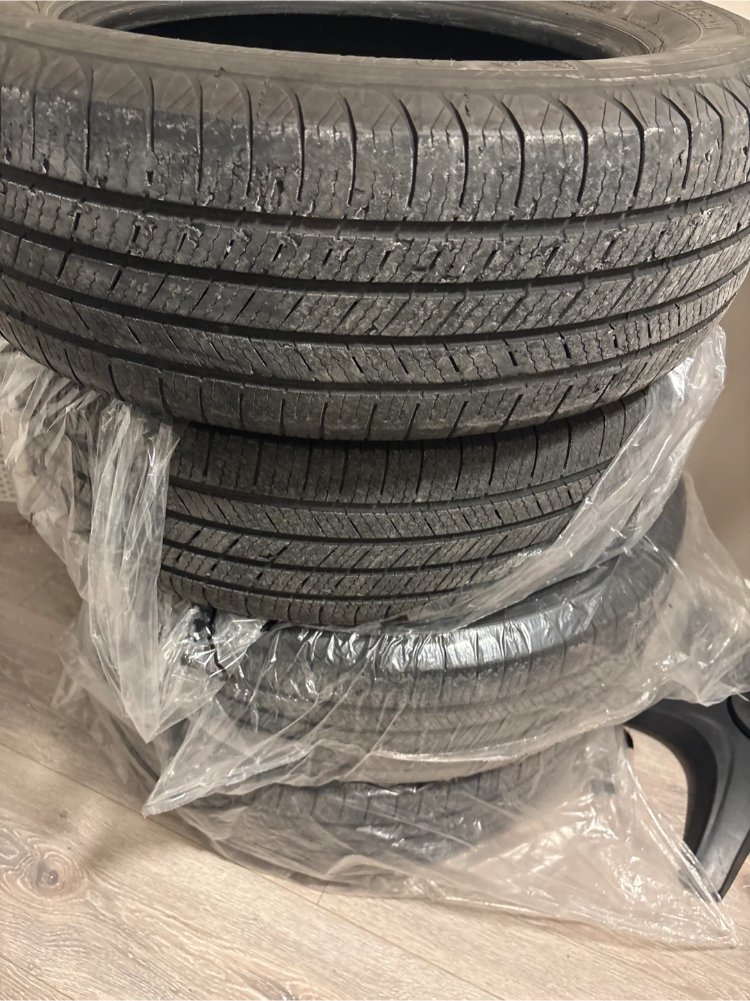 MICHELIN  set of four tires 225/65R17 Tires - photo 3
