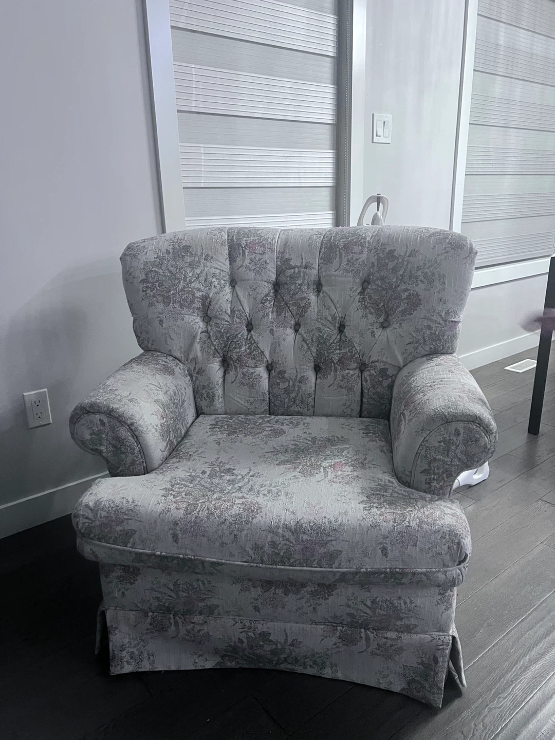 Floral Loveseat and Armchair Set - photo 3