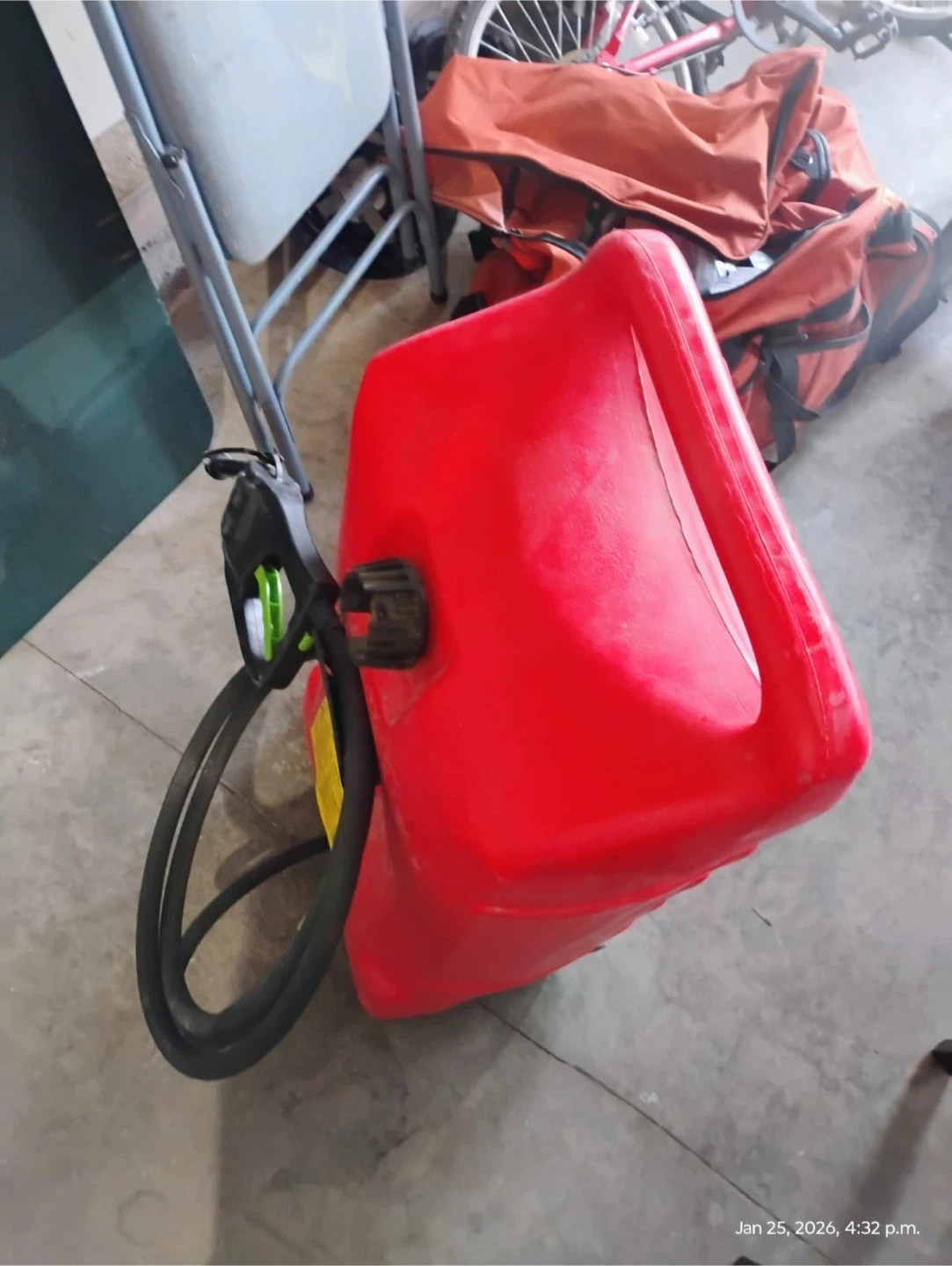 Flo N Go Scepter DuraMax Gas Can 53 litres - photo 2
