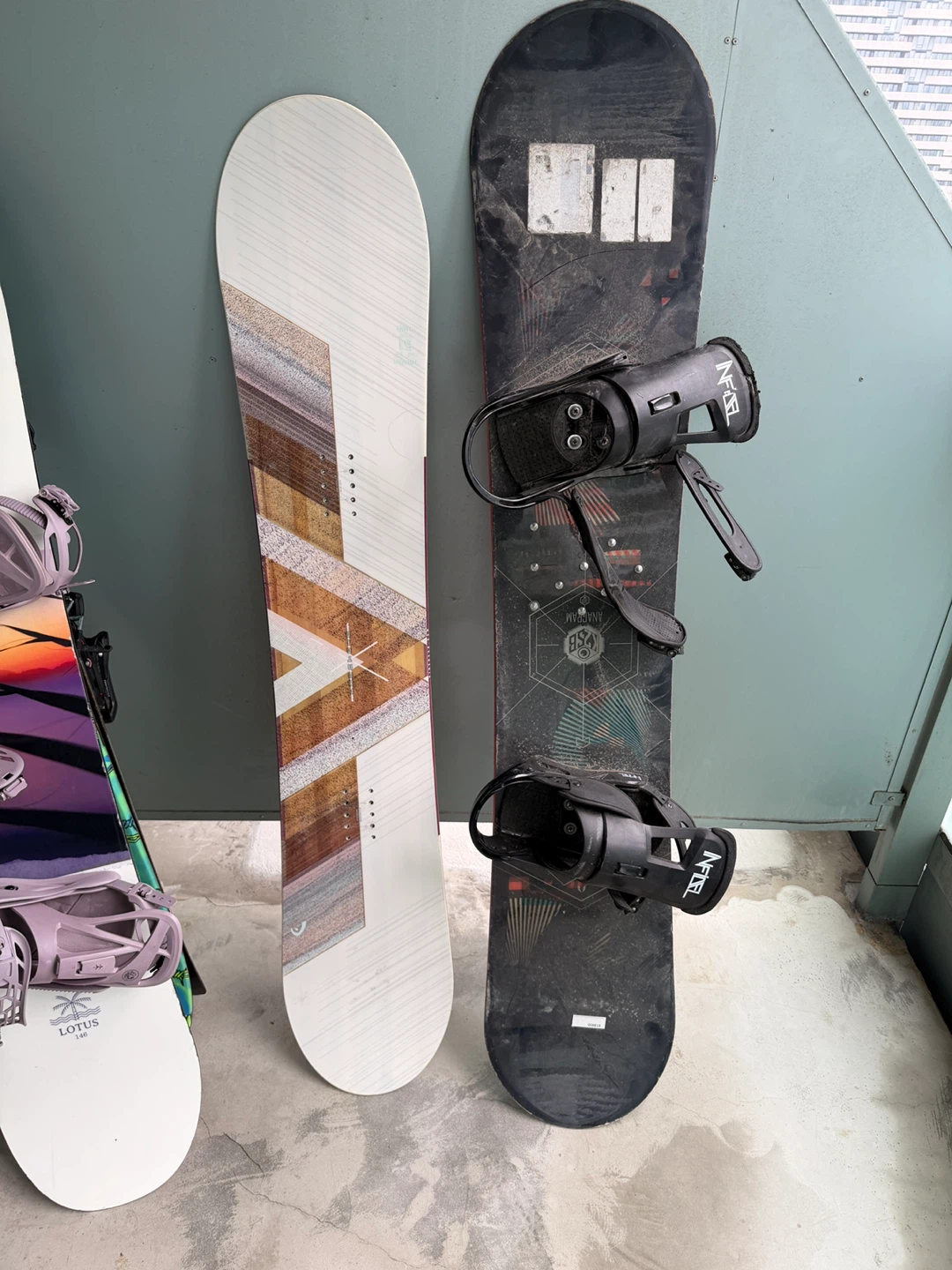 Snowboards with bindings - photo 2