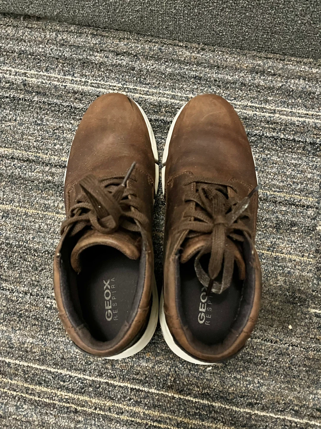 Geox Respira Brown Leather Chukka Boots (size 7)