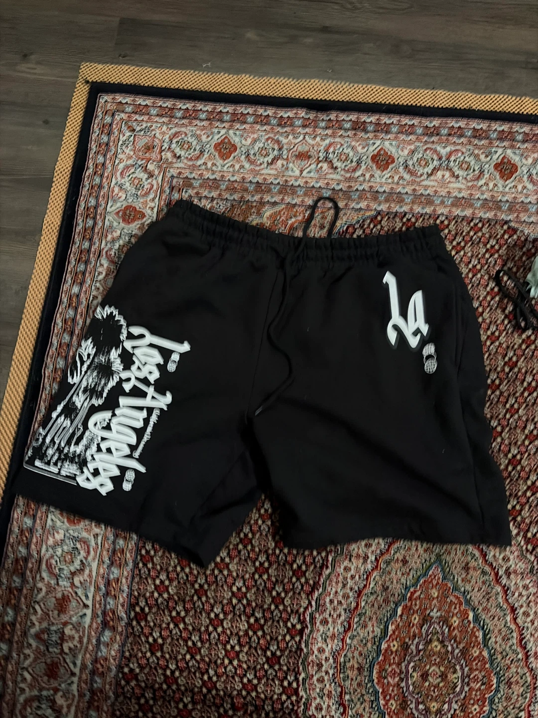 Black 'Los Angeles' Graphic Shorts