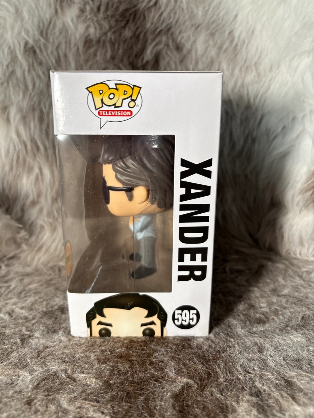 Funko Pop! Buffy the Vampire Slayer, Xander Figure #595 Chase - photo 3