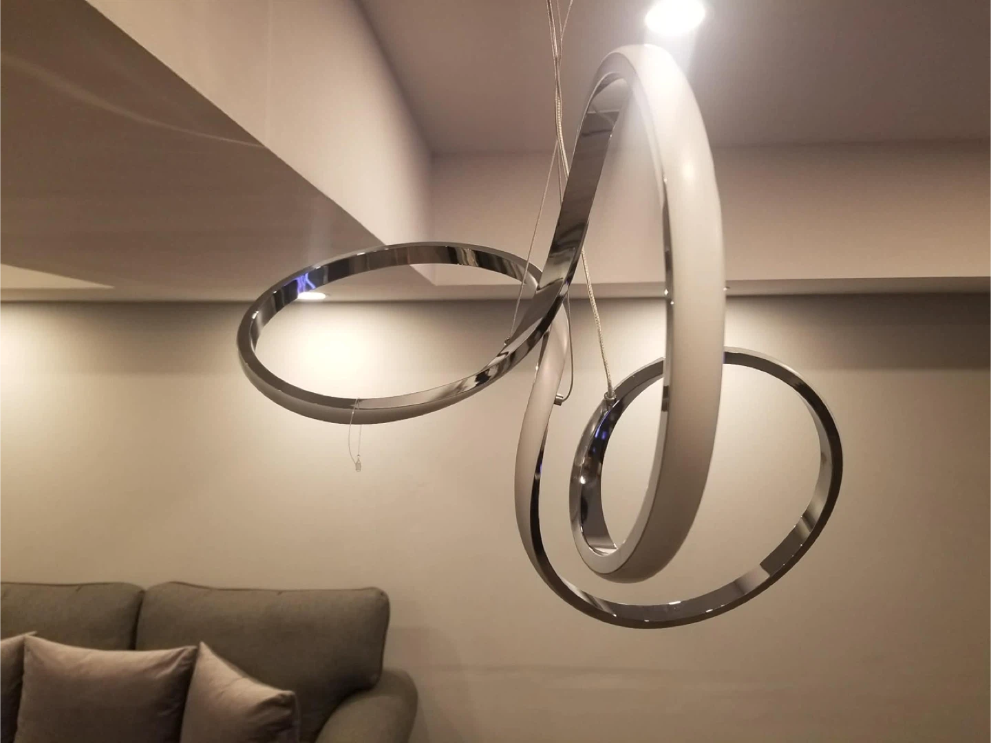 Modern Swirl LED Chandelier - photo 3