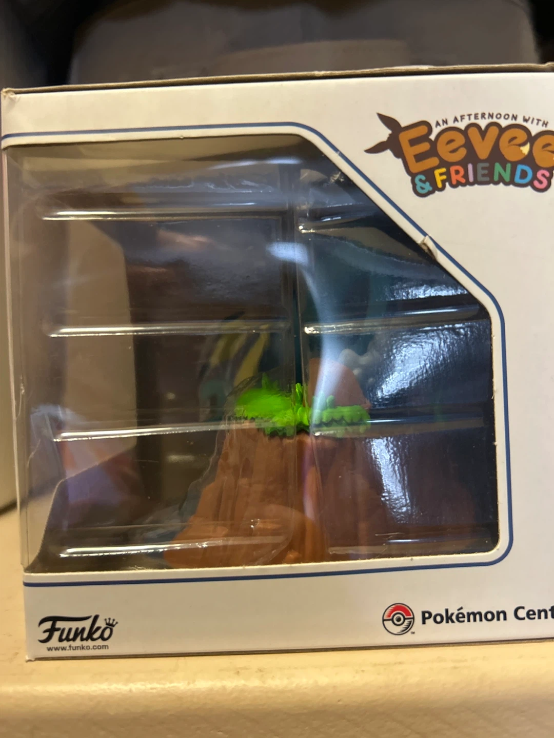 Funko An Afternoon with Eevee & Friends Vaporeon Figure - photo 2