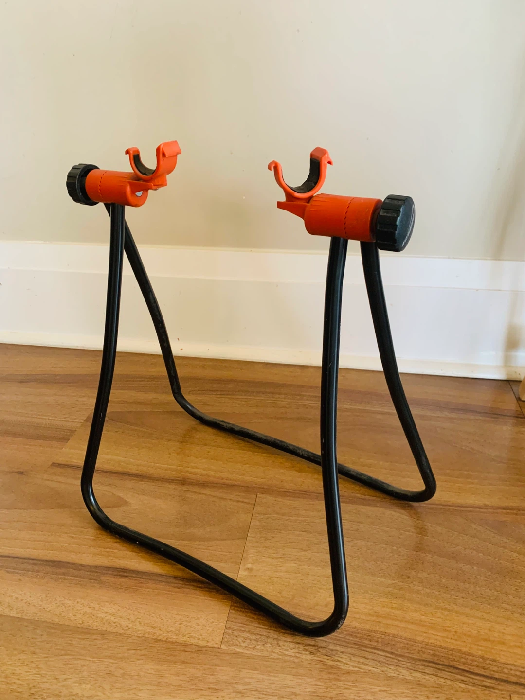 Ibera Easy Utility Stand
