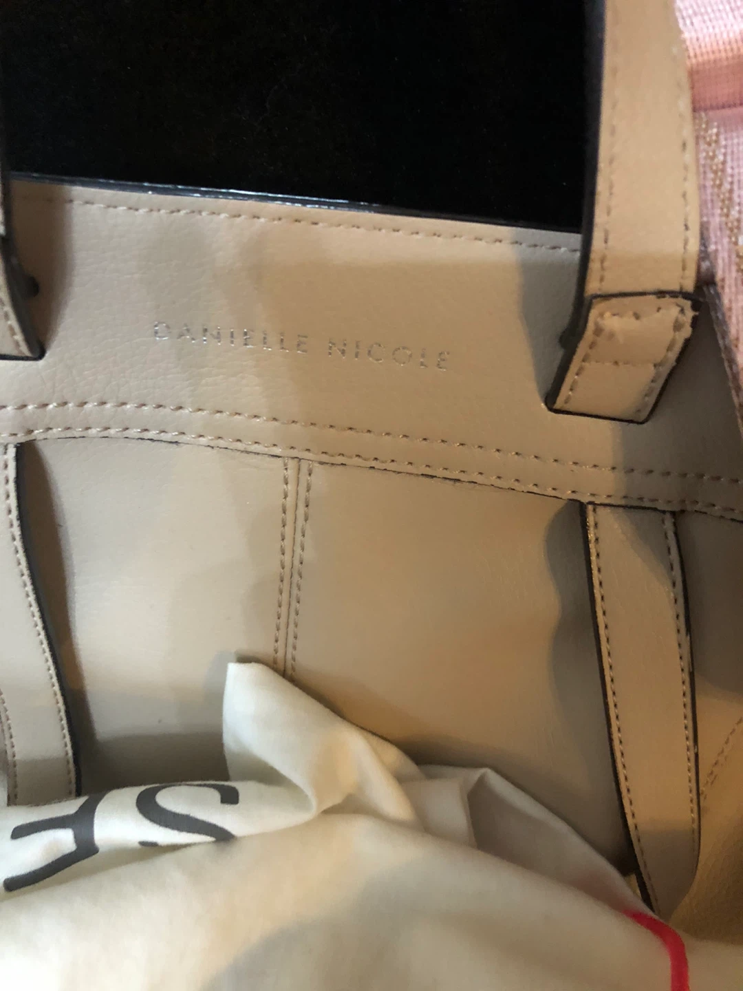 Daniell Nicole Designer Handbags  and Backpacks
