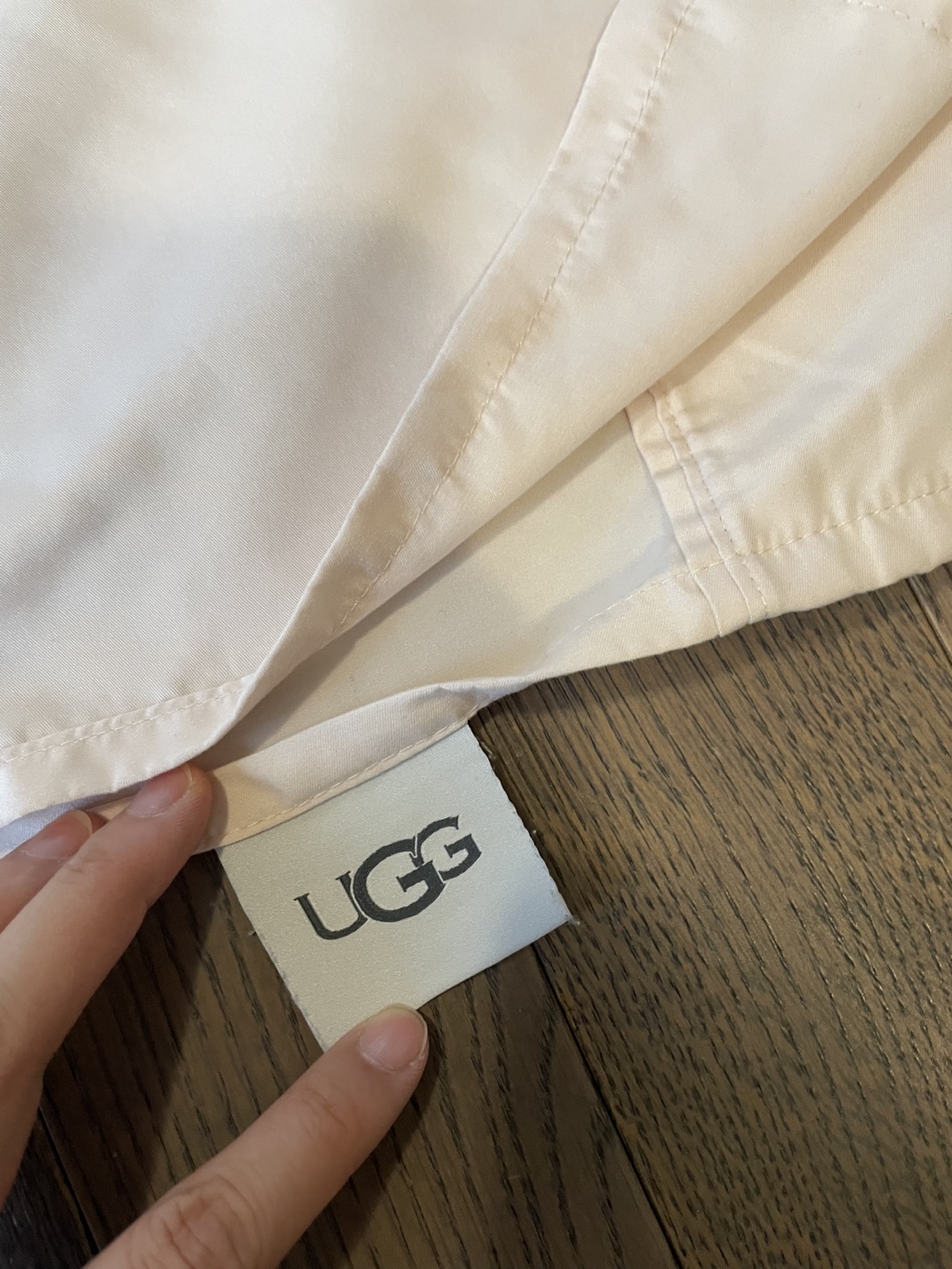 UGG bed sheet- Cream pink