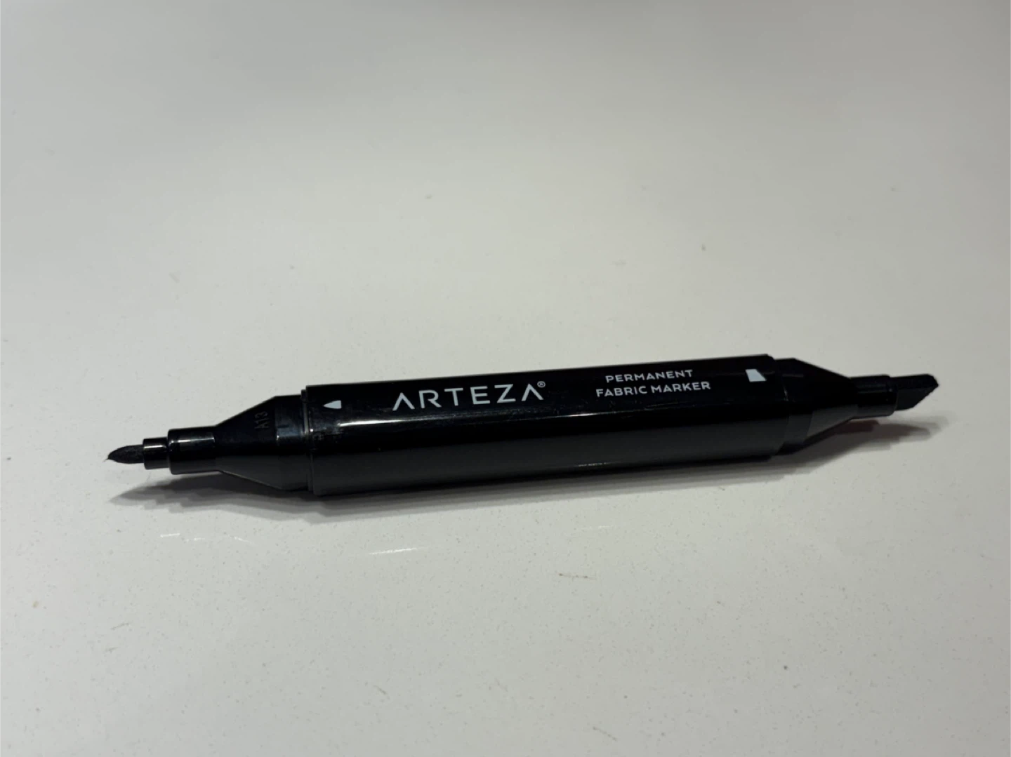 Arteza Permanent Fabric Markers - photo 2