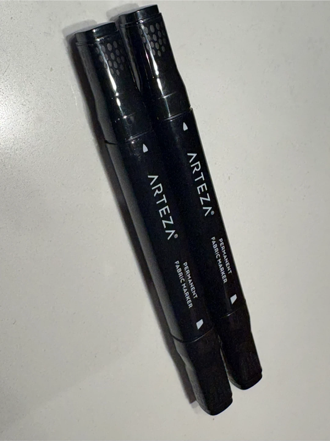 Arteza Permanent Fabric Markers