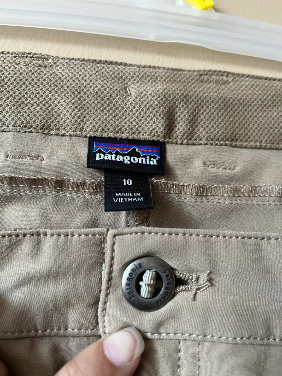 Patagonia Women's Size 10 Khaki Cargo Pants