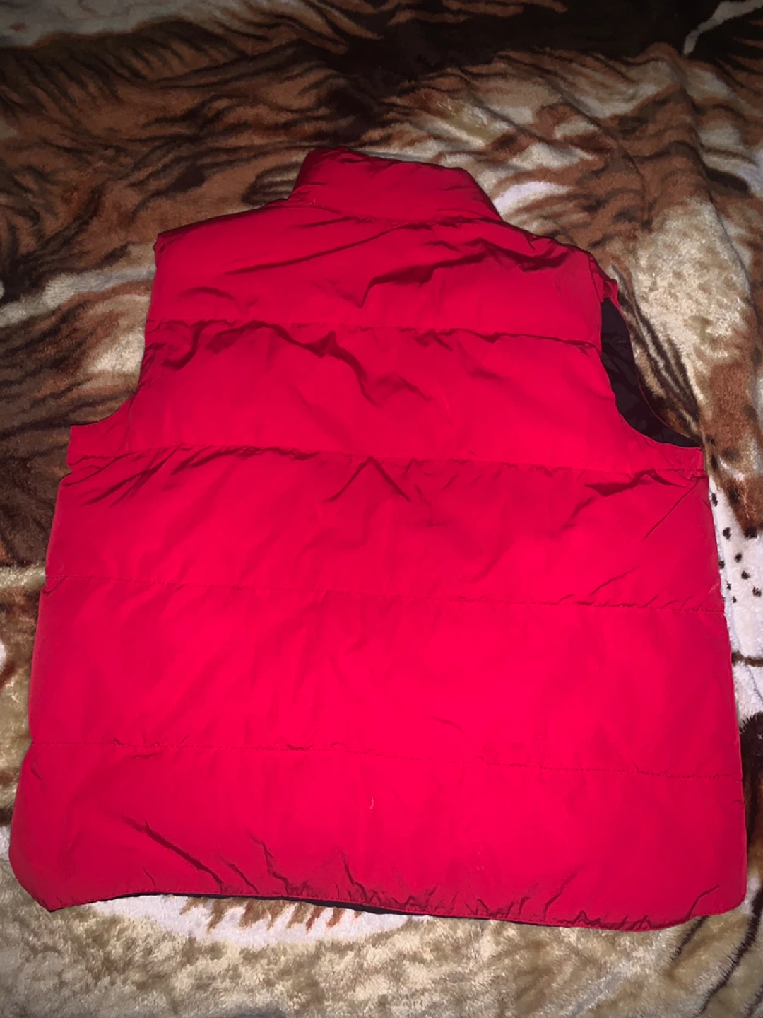 Canada Goose Red Puffer Vest - M/P - photo 5