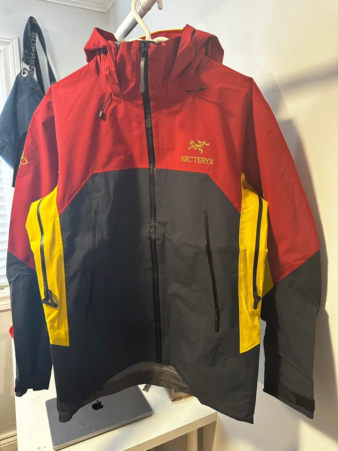 Arc'teryx Gore-Tex Pro Jacket - Red/Black/Yellow - photo 4