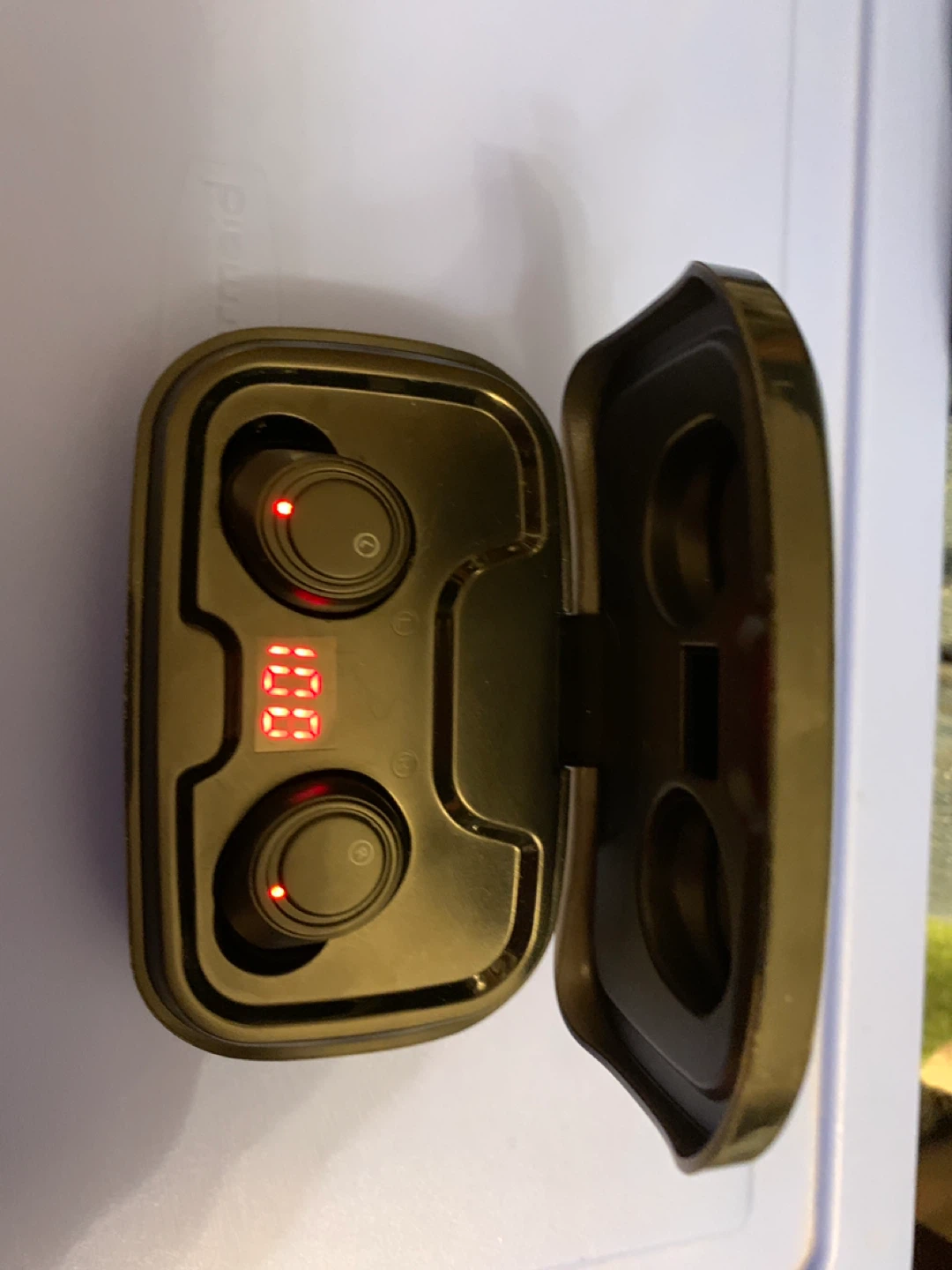 AIKELA Wireless Earbuds with Charging Case