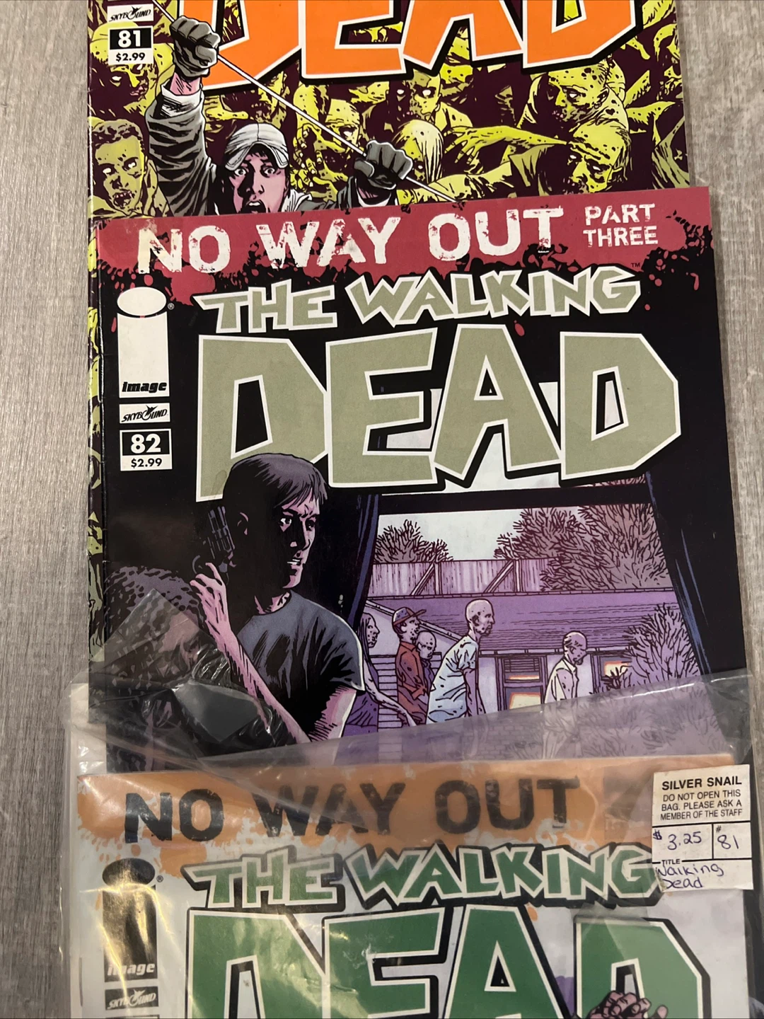 The Walking Dead Comic Books #80-83 "No Way Out" Story Arc - photo 4