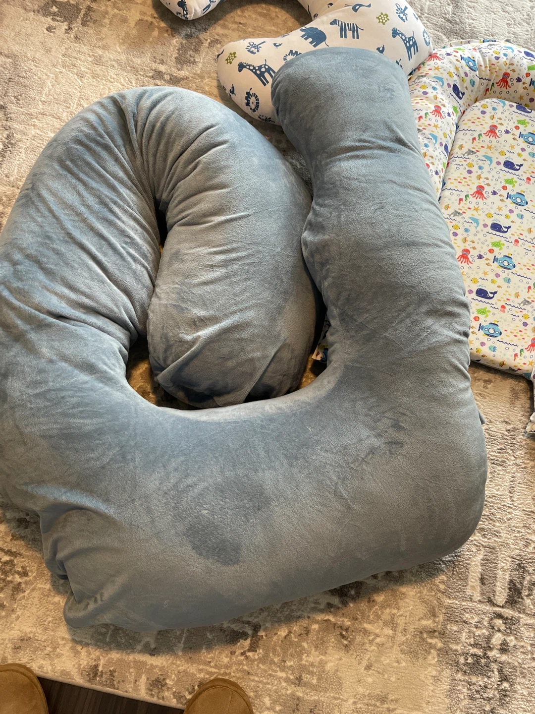 Baby Lounger and C-Shaped Nursing Pillow Set - photo 3