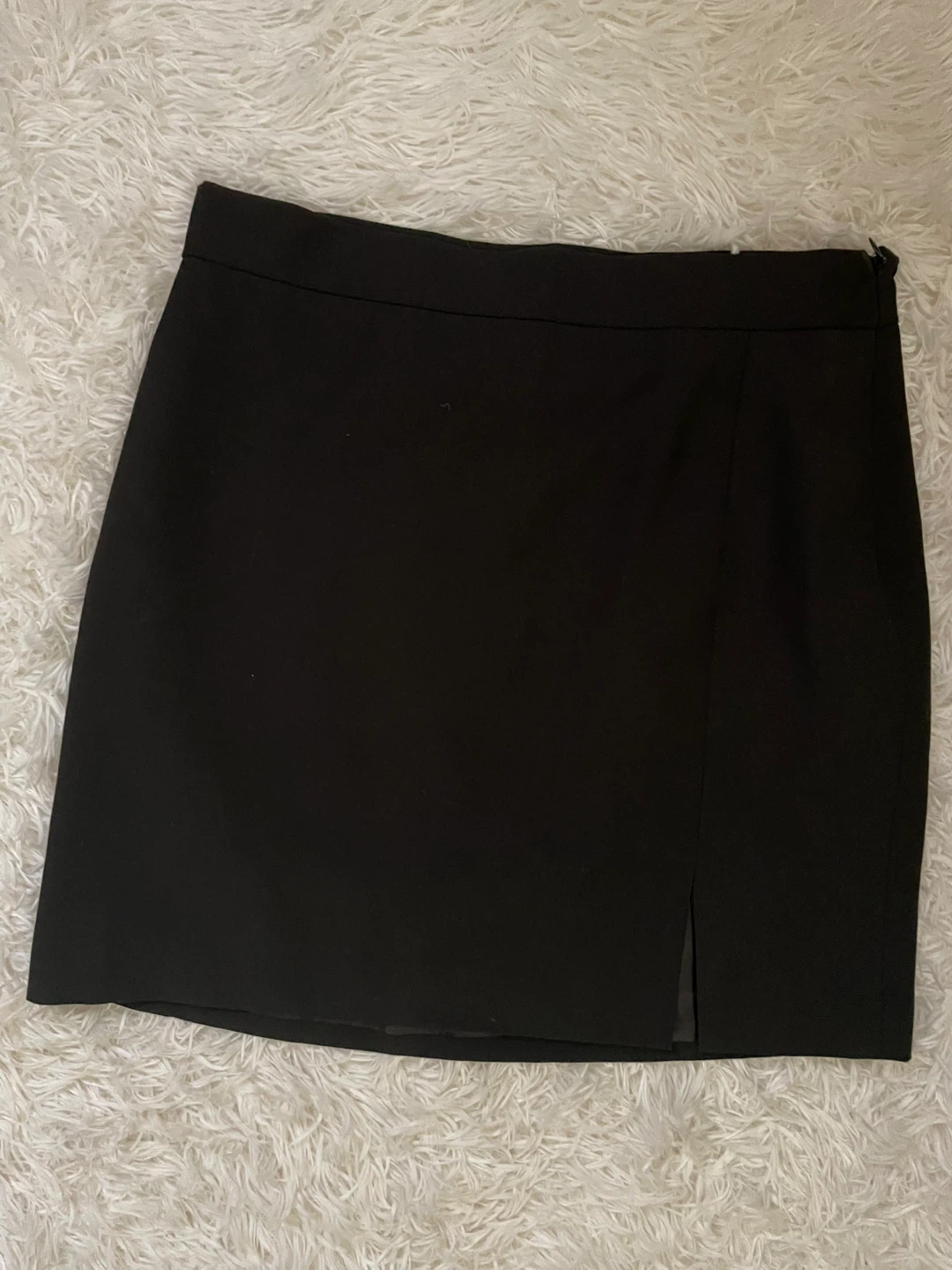 VERO MODA Black Mini Skirt - Size M