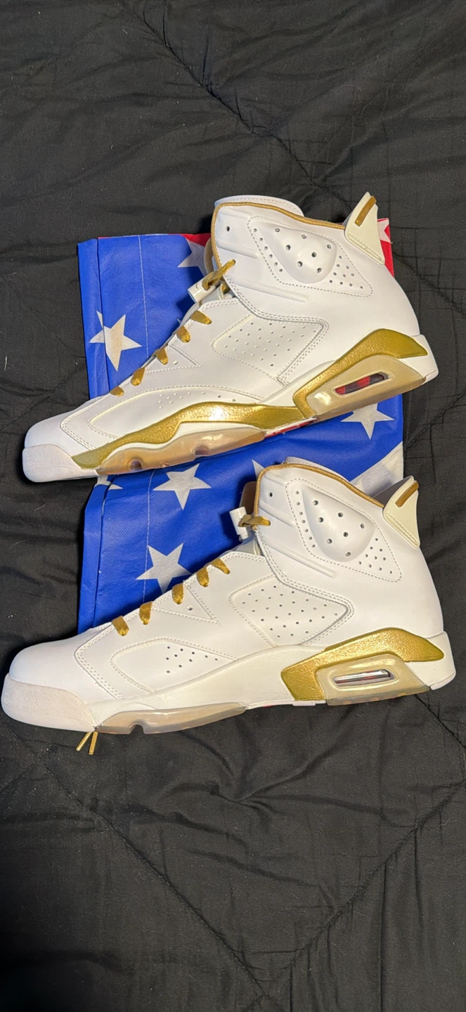 Golden Moments Pack (GMP) Jordan 6’s - Deadstock (Size 13)