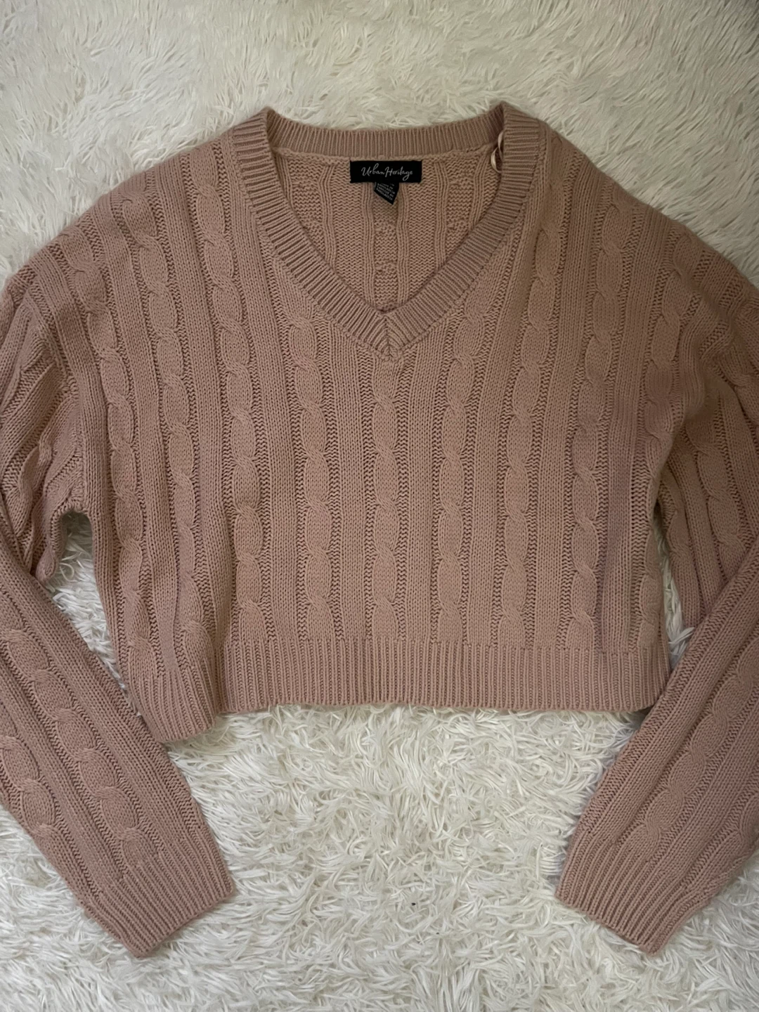Urban Heritage Pink Cable Knit V-Neck Cropped Sweater - XL