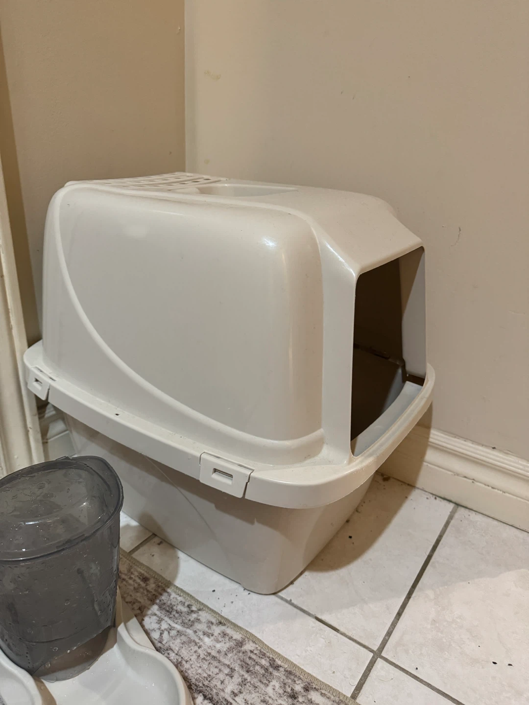 Covered Cat Litter Box with Food/Food  Dispenser - photo 3