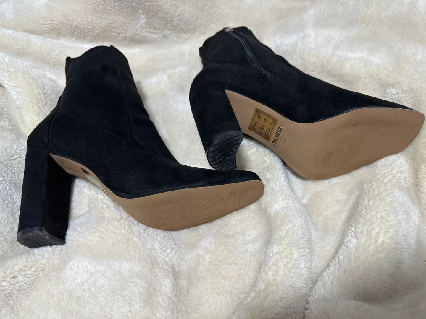 ALDO Black Suede Block Heel Ankle Boots 95% new - photo 2