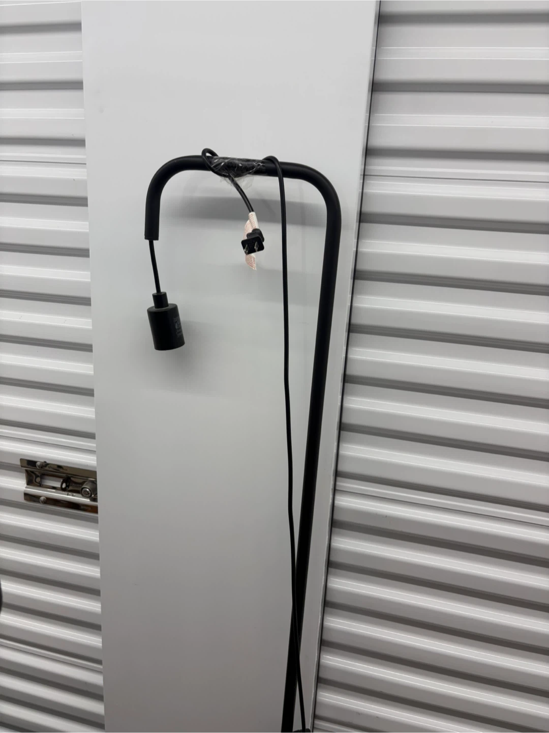 CB2 Black Floor Lamp with Marble Base - photo 3